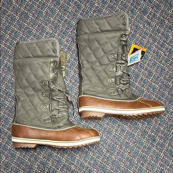 NWT 3M Thinsulate Brown and Gray Winter Boots size 12 - Picture 4 of 16